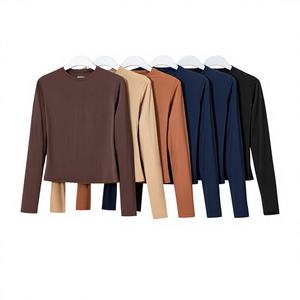 ชุดบอดี้สูทแขนยาวไร้ตะเข็บ SUHE สำหรับผู้หญิง คอกลม กระชับรูปร่าง ยืดหยุ่นเหมือนผิวที่สอง ใส่ได้ทุกวัน สไตล์สตรีทแวร์ ประดับเพชร - Product Image 1