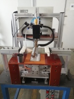 Soudeuse par points de précision, Soudeuse par points pour batteries, Soudeuse par points pour bornes, Soudeuse par points de précision pour pièces de batterie