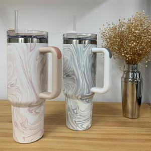 Gobelet isotherme en acier inoxydable personnalisé avec motif marbré fluide, 40 oz, avec poignée - Product Image 4
