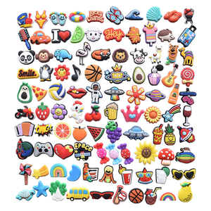 <span class=keywords><strong>Compra</strong></span> de abalorios de goma suave de PVC para zapatos, hebilla desmontable, decoración para zuecos, accesorios florales para zapatos, decoraciones de zapatos de playa de verano - Product Image 1
