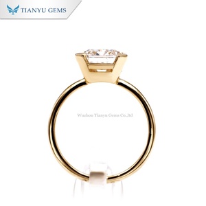 TIANYU GEMS 14K Yellow Gold DF Radiant Cut Lab Diamond Half Bezel Set Engagement <b>Band</b> <b>Ring</b> - Product Image 3