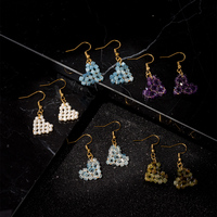Boucles d'oreilles créoles en perles de pierres précieuses, breloque cœur, style romantique coquette, faites à la main, motif raisin, bijoux bohèmes, cadeau unique