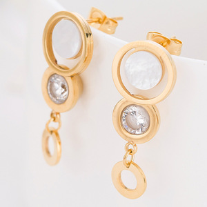 Boucles d'oreilles pendantes en cristal, or rose, rondes, en forme de goutte, serties de pierres, pour un usage quotidien - Product Image 4