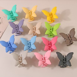<span class=keywords><strong>Pince</strong></span> à cheveux papillon pour femmes et filles, couleur unie, finition mate, pinces crabes simples, accessoires capillaires chics - Product Image 2