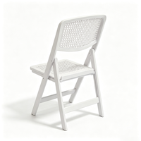 Chaise pliante en plastique pour banquet de mariage, texture rotin, chaise portable pour événements, idéale pour les mariages en jardin et la mise en scène des lieux de réception