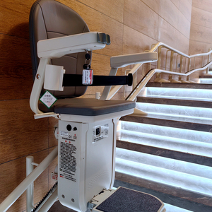 Ascenseur de <span class=keywords><strong>monte</strong></span>-<span class=keywords><strong>escalier</strong></span> curviligne Machine d'escalade Ascenseur de <span class=keywords><strong>monte</strong></span>-<span class=keywords><strong>escalier</strong></span> <span class=keywords><strong>pour</strong></span> <span class=keywords><strong>personnes</strong></span> âgées - Product Image 5