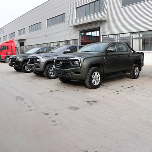 รถกระบะดีเซล HOWO ขับเคลื่อน 4 ล้อ สำหรับใช้งานนอกถนน พร้อมกระบะบรรทุกขนาดใหญ่ สำหรับใช้งานเชิงพาณิชย์ - Product Image 1