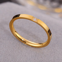 Bague délicate et minimaliste Dina pour femme, empilable, en acier inoxydable avec pierre incrustée, plaqué or 18 carats PVD, petite bague de mariage, cadeau de bijoux