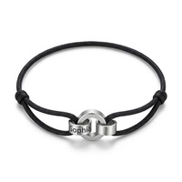 Bracelet personnalisé gravé avec un nom, en acier inoxydable, anneaux entrelacés, bracelet en corde tressée réglable, bijoux personnalisés pour couple
