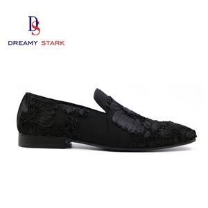 Chaussures habillées formelles de luxe pour hommes, faites à la main en Italie, en tissu à motifs peints à la main, de haute qualité, vintage, confortables, à enfiler, sur mesure - Product Image 4