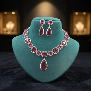 Parure de bijoux de mariée en laiton avec diamants américains étincelants, collier et boucles d'oreilles pour mariées, demoiselles d'honneur, réceptions de mariage et soirées - Product Image 4