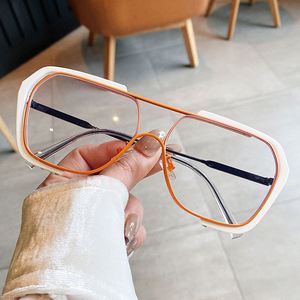 Lunettes de soleil polygonales carrées vintage orange et violettes avec logo personnalisé, montures surdimensionnées en alliage transparentes pour femmes et hommes - Product Image 2
