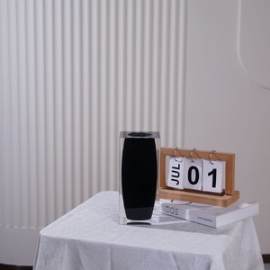 Jarrón acrílico minimalista de diseño cuadrado, maceta ligera para plantas hidropónicas, decoración artística - Product Image 2