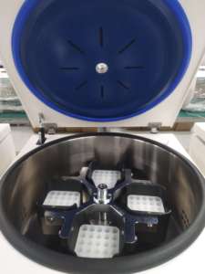 Table Top Swing Rotor Low Speed Medical Laboratory Centrifuge Machine 4*750ml LCD Display 0-6000rpm Adjustable 10rpm Accuracy - Product Image 2