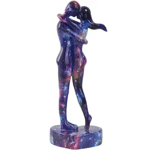 Artigianato creativo personalizzato in resina di san valentino anniversario regalo unico cielo stellato abbraccio amanti che baciano la statua di coppia fatta a mano decoro