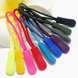 Wholesale Fancy Eco-friendly Silicone Design Custom Logo Black Zipper Puller For Garment