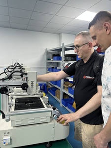 LV-06 220V 4800W infrarouge BGA Station de reprise <span class=keywords><strong>pompe</strong></span> nouvelle condition IR6500 Machine de soudage <span class=keywords><strong>à</strong></span> souder pour <span class=keywords><strong>carte</strong></span> mère puce PCB <span class=keywords><strong>réparation</strong></span> - Product Image 4