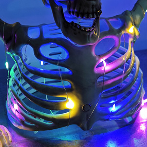 Décoration de fête d'Halloween en forme de demi-squelette avec lumières LED pour extérieur - Product Image 4