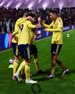 Figurines d'action <span class=keywords><strong>One</strong></span> <span class=keywords><strong>Punch</strong></span> <span class=keywords><strong>Man</strong></span> en PVC de 21 cm - Accessoires d'<span class=keywords><strong>anime</strong></span> à collectionner, version Q, souvenirs, cadeaux, échelle 1:18 pour garçons - Product Image 6