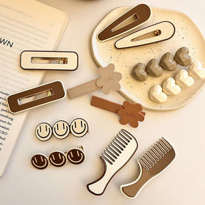 กิ๊บติดผมอะซิเตทหวานๆ สำหรับผู้หญิง รูปหัวใจ ติดผมด้านข้าง สไตล์ลำลอง คุณภาพสูง ผลิตจากเมืองอี้หวู่ รุ่น AH4073 - Product Image 5