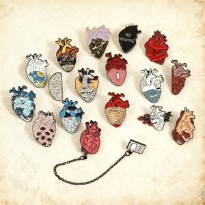 เข็มกลัดโลหะเคลือบอ่อนรูปอวัยวะทางการแพทย์สีชมพู สมอง ปอด ลำไส้ กระเพาะอาหาร ออกแบบตามสั่ง ขายส่ง - Product Image 1