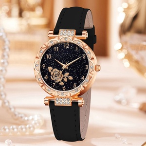 Ensemble de montres élégantes pour femmes, ensemble de bijoux à fleurs rouges, montre-bracelet à quartz pour femmes, collier, boucles d'oreilles, bague, ensemble cadeau - Product Image 3