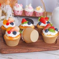 Einzelnes Künstliches Erdbeer-Cupcake-Modell Realistisch Ungiftig Langlebig für Bäckerei Küche Ausstellung Party Dekoration