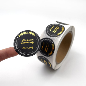 Etiquetas Autoadhesivas en Rollo, Personalización de Impresión en PVC, Logotipo en Relieve Dorado, Etiquetas Publicitarias Impermeables, Formas Personalizadas para Zapatos - Product Image 2