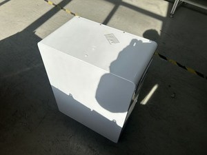 Xiongjian 25,6 V 280Ah/300Ah Paquete de batería de litio y hierro 24V Lifepo4 BMS 200A 5A Equilibrador activo Energía solar de 10 años IP65 CAN - Product Image 3