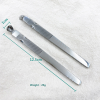 Pousse-cuticules double-embout réutilisable en acier inoxydable 420 haut de gamme, forme fer à cheval, carré plat, avec logo personnalisé