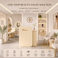 Comptoir de réception moderne en MDF à panneaux cannelés avec garniture dorée et base LED, armoire de rangement pour salon, spa, salle de sport, usage commercial