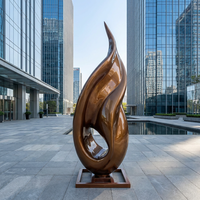 Sculpture moderne grande et abstraite en acier inoxydable, flamme en bronze, art du feu en métal pour la décoration extérieure de jardins, de places publiques et de paysages commerciaux