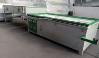 Machine de laminage sous vide pour panneaux de porte en MDF, épaisseur 50 mm, machine de laminage sous vide 1325, machine de laminage de portes pour le bois