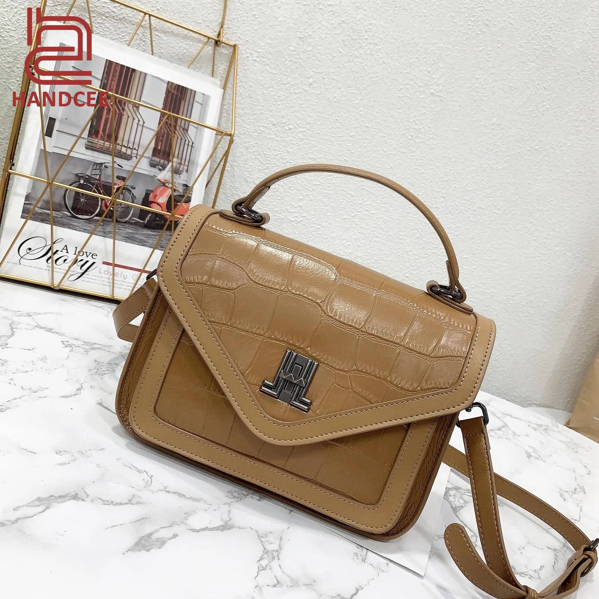 Fashion Gewoon Echt Lederen Crossbody Tas Voor Vrouwen 2021 Winter Solid Schouder Tas Dame Keten Reizen Kleine Handtas