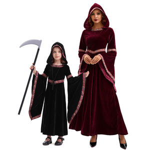 Disfraz de vampiro medieval para adultos y niños, vestido de terciopelo rojo vino con capucha para disfraces de fiesta de Halloween - Product Image 1