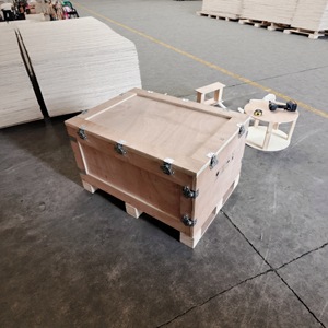 Caisse en bois contreplaqué avec fermoir papillon, sans fumigation, pour exportation, usage général, personnalisable - Product Image 2