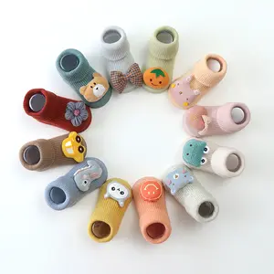 <span class=keywords><strong>Calcetines</strong></span> bonitos de animales para bebés recién nacidos, <span class=keywords><strong>calcetines</strong></span> de algodón suave con dibujos animados en 3D, <span class=keywords><strong>calcetines</strong></span> baratos antideslizantes de punto para bebés - Product Image 1