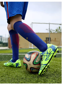 Zapatos de Fútbol para Niños, para Entrenamiento en Césped Artificial, Deportes al Aire Libre, Zapatos de Fútbol Rápidos, Botas de Tenis Profesionales para Niños - Product Image 6