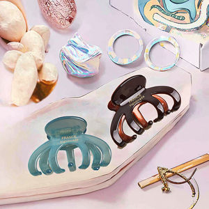 Pinzas <span class=keywords><strong>de</strong></span> Pelo <span class=keywords><strong>de</strong></span> Acetato Personalizadas BIZE, Pequeñas, con Forma <span class=keywords><strong>de</strong></span> Calabaza, Antideslizantes, Lindas y Huecas, para Mujeres y Niñas, Joyería para el Cabello <span class=keywords><strong>de</strong></span> Uso Diario - Product Image 3