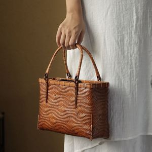 Bolsas tejidas a mano de bambú con hilo Xiangyun, perfectas para salidas de primavera, juegos de té, artefactos culturales, ceremonia del té. - Product Image 2