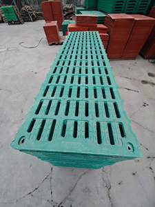 Suelo de Vinilo PVC de Alta Calidad con Diseño Chino para Granjas de Cerdos, Corrales de Parto y Cría - Uso Interior con Sistema de Clic - Product Image 3