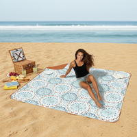 Tapis de plage pliable et lavable à 3 couches, extra large, carré, pour pique-nique, tapis de camping portable imperméable pour toute la famille