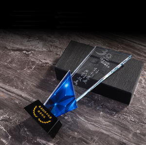 थोक OEM ODM रंग मुद्रण k9 रंगीन क्रिस्टल ट्राफियां प्लाक क्रिस्टल पुरस्कार रंगीन क्रिस्टल ट्रॉफी - Product Image 6