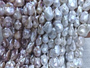 Vente en gros de perles naturelles de forme irrégulière blanches et violettes, perles baroques d'environ 17 pièces pour la fabrication de bijoux, accessoires de bijoux à bricoler soi-même - Product Image 3