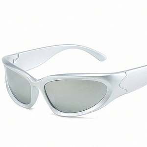 Gafas de Sol de Moda Personalizadas con Espejo Plateado Estilo Ojo de Gato para Hombre, Gafas de Sol Punk UV400 para Deportes al Aire Libre y Conducción, Gafas de Sol para Mujer - Product Image 3