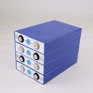 Celle LiFePO4 LFP Prismatiche di Grado A 3.2V 90Ah 105Ah 110Ah LF105 per Pacchi Batteria Fai-da-te 12V 24V e Carrelli da Golf - Product Image 5