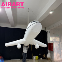 Décorations de fête gonflables en forme d'avion. Modèle d'avion gonflable blanc pour exposition
