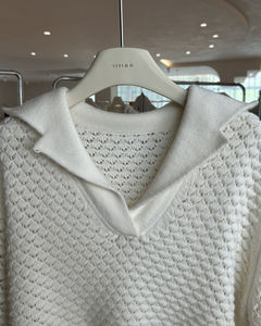 Pull long décontracté élégant en laine/cachemire avec un tricot exquis, coupe décontractée, respirant, anti-froissement, motif imprimé, logo frontal - Product Image 2