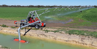 Systèmes d'irrigation latérale mobile/à pivot central de qualité supérieure 2024 pour les grandes exploitations de luzerne