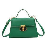 Sac à main design pour femme 2023, nouvelle mode populaire, sac à bandoulière pour femme avec fermoir, couleur unie